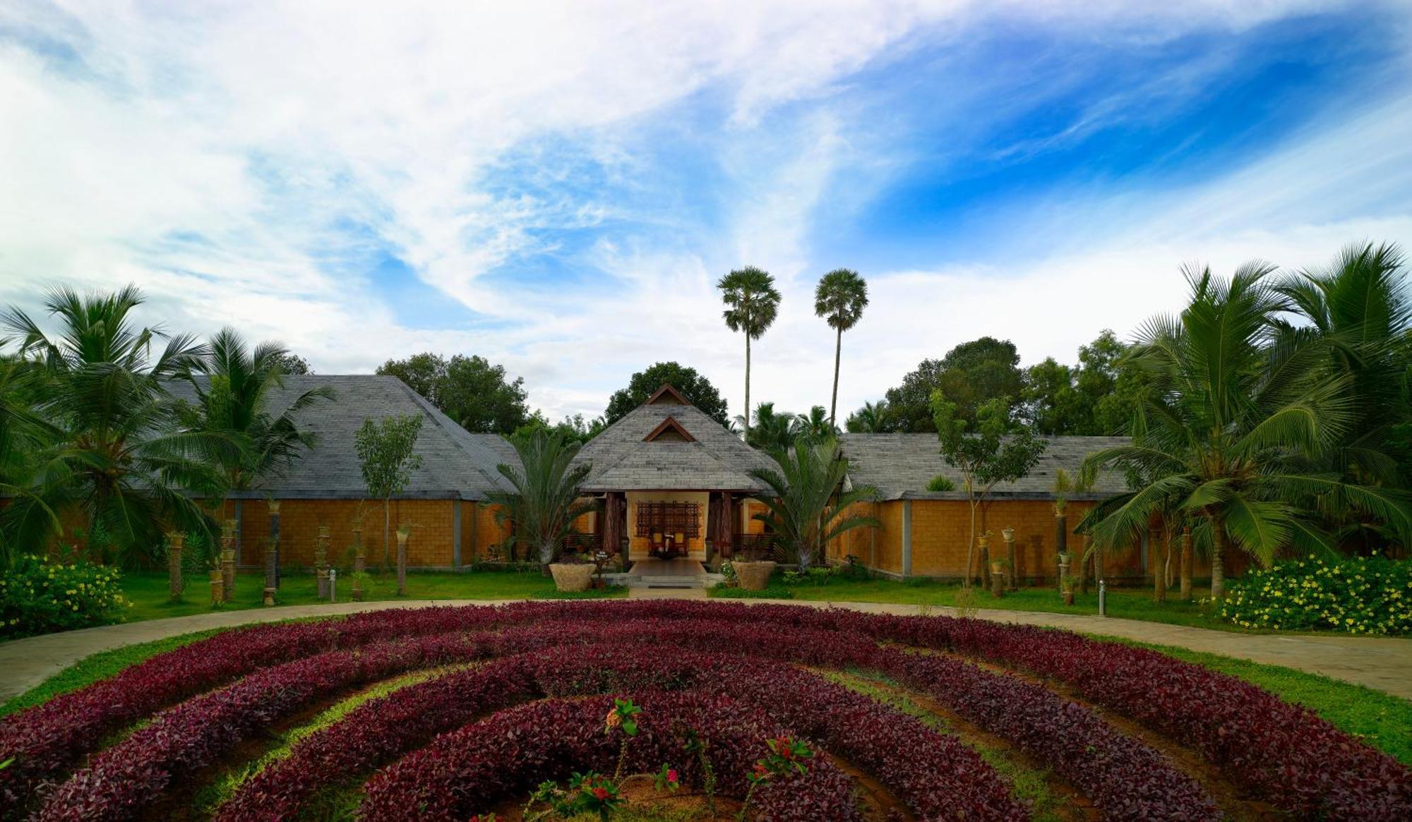 Poovar Island Resort Eksteriør bilde