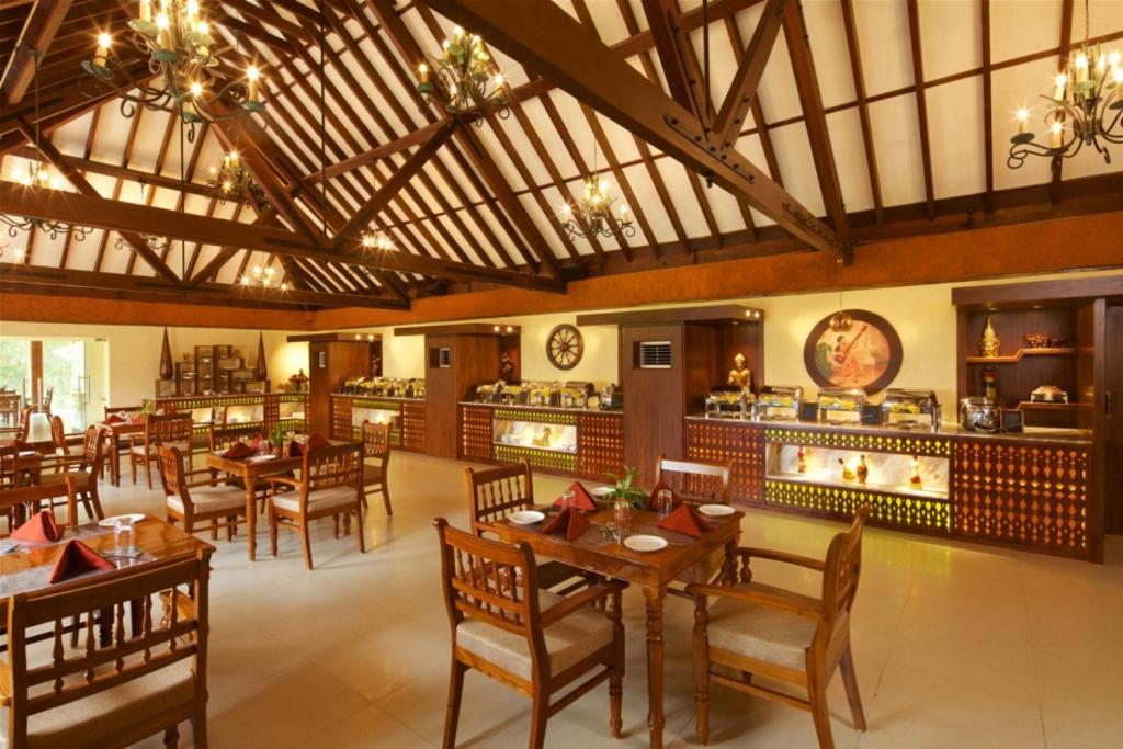 Poovar Island Resort Eksteriør bilde