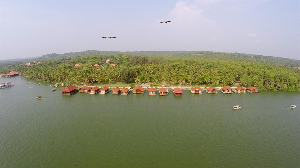 Poovar Island Resort Eksteriør bilde