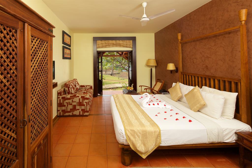 Poovar Island Resort Eksteriør bilde