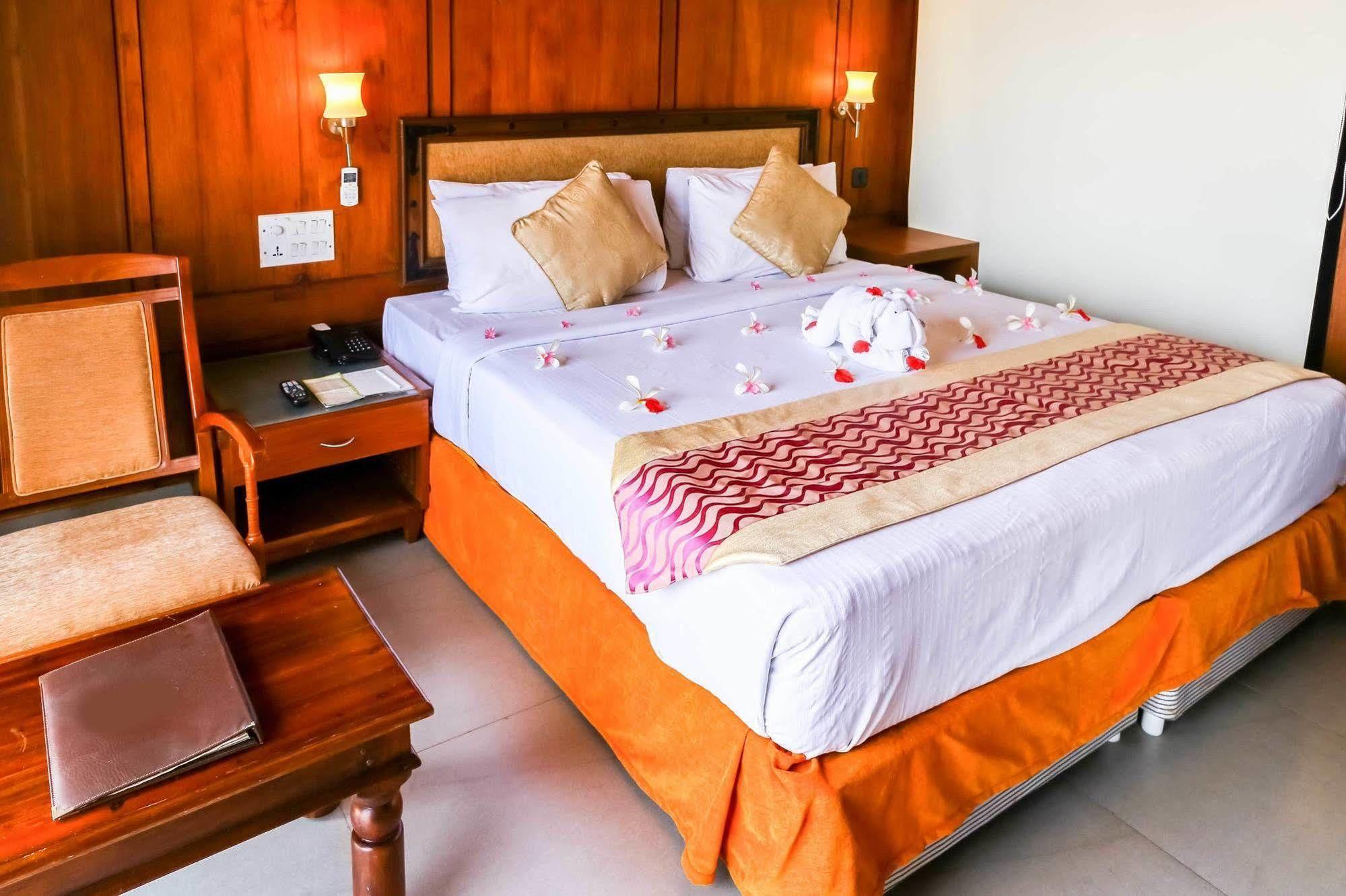 Poovar Island Resort Eksteriør bilde