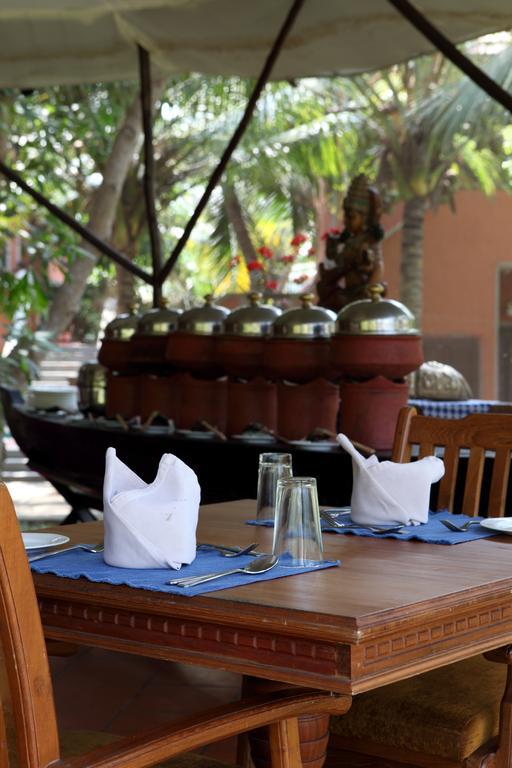 Poovar Island Resort Eksteriør bilde