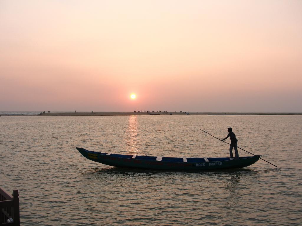 Poovar Island Resort Eksteriør bilde